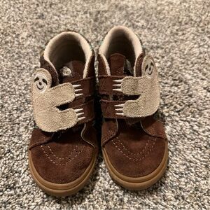 Kids sloth vans 🦥